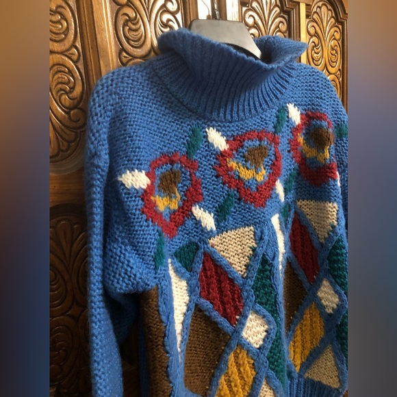 Carducci Sweater - Picture 6 of 16